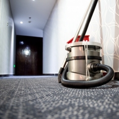 ProfessionelleTeppich- und Teppichboden-Reinigung